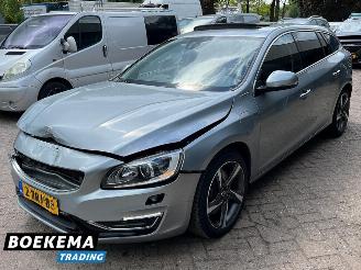 Volvo V-60 2.4 D6 AWD Plug-In Hybrid Summum Navigatie Memory Keyless Trekhaak picture 4