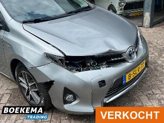 Toyota Auris Touring Sports 1.8 Hybrid Dynamic Navigatie Cruise Climate picture 6