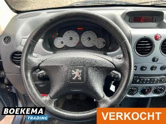 Peugeot Partner 1.6 16V Zenith 2 Airco 5-Peroons 2xSchuifdeur Cruise Trekhaak picture 14