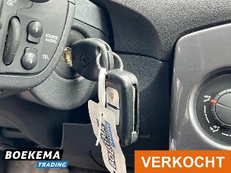 Renault Clio 1.5 dCi Collection Airco Cruise 5-Deurs Trekhaak picture 27
