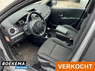 Renault Clio 1.5 dCi Collection Airco Cruise 5-Deurs Trekhaak picture 13