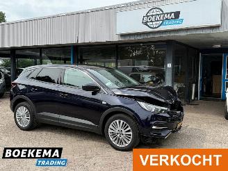 Schadeauto Opel Grandland X 1.2 Turbo Innovation Navigatie Stoel-Stuurverw Climate Cruise Keyless 2018/3