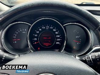 Kia Cee d cee'd 1.6 GDI Business Pack Navigatie Camera Cruise Climate picture 19
