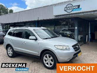 Vaurioauto  passenger cars Hyundai Santa Fe 2.7i V6 Style LPG Navigatie Leer Stoelverw Camera 2007/5