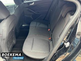 Ford Focus 1.0 EcoBoost ST Line Winterpakket Navi Clima Cruise picture 17