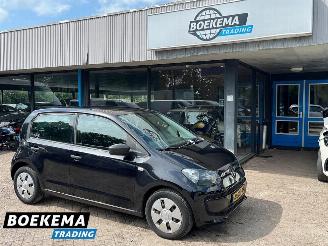 Schadeauto Volkswagen Up! 1.0 Take Up! Airco 5-Deurs Nieuwe Distributieriem! 2013/10
