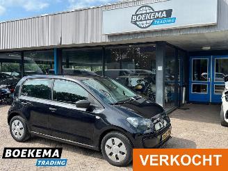 Schadeauto Volkswagen Up! 1.0 Take Up! Airco 5-Deurs Nieuwe Distributieriem! 2013/10