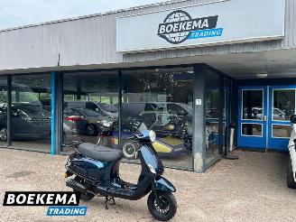 dañado ciclomotor Riya  Lux FB TY50QT-K Snor 2019/2