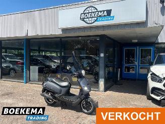 uszkodzony skutery Sym Fiddle II 45KM Brom 2019/1