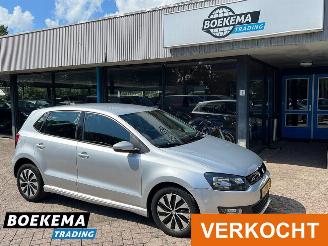damaged passenger cars Volkswagen Polo 1.2 TDI BlueMotion Navigatie Airco Cruise 2013/12