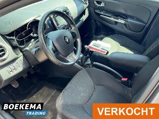 Renault Clio Estate 1.5 dCi ECO Night&Day Navigatie Cruise PDC Trekhaak picture 10