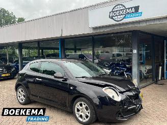 damaged passenger cars Alfa Romeo MiTo 1.4 Distinctive Clima Navi Elektrisch ramen Licht metaal 2010/3