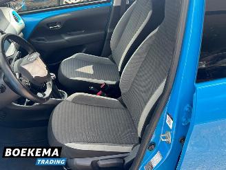 Toyota Aygo 1.0 VVT-i x-first Cruise-Control Arico picture 14