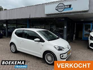 damaged passenger cars Volkswagen Up! 1.0 High Up! Navigatie Airco 3-Deurs 2012/9