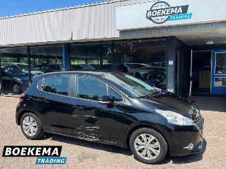 Auto incidentate Peugeot 208 1.2 VTi Access Navi Cruise-Control Parkeersensoren Clima 2012/12