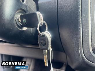 Skoda Fabia 1.4 RS 179PK DSG Open-dak Navigatie Clima picture 26