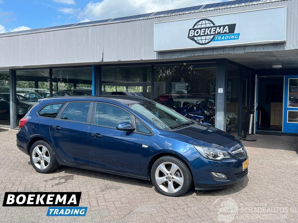 Opel Astra Sports Tourer 1.6 Edition Automaat Navi Cruise Airco