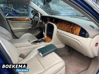 Jaguar XJ 4.2 V8 Executive 298pk Automaat Memory Navi Cruise picture 16