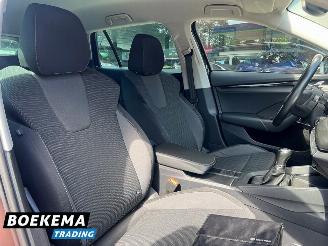 Skoda Octavia Combi 1.0 TSI Business Edition Navi Cruise Clima picture 18