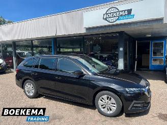 Avarii autoturisme Skoda Octavia Combi 1.0 TSI Business Edition Navi Cruise Clima 2021/1