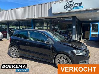 Damaged car Volkswagen Polo 1.4 TSI BlueGT 140PK Stoelverwarming Clima Navi 2013/10