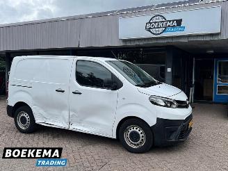 Schade bestelwagen Toyota Proace Compact 2.0 D-4D 122PK Cool Comfort Clima Cruise 2017/9