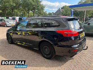 Ford Focus Wagon 1.5 Black Edition 150PK Navigatie Climate Cruise picture 3