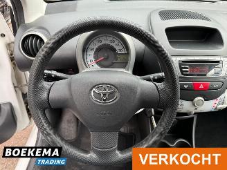 Toyota Aygo 1.0 VVT-i Comfort Airco 5-Deurs Elek-Ramen picture 21