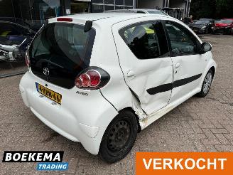 Toyota Aygo 1.0 VVT-i Comfort Airco 5-Deurs Elek-Ramen picture 2
