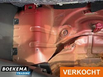 Suzuki Alto 1.0 Base Airco picture 11