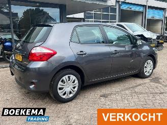 Toyota Auris 1.3 Aspiration Clima Parkeersensoren Elektrische Ramen picture 2