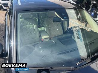 Volkswagen Tiguan 1.4 TSI R-Line Panorama Navigatie Leer Stoelverwarming picture 15