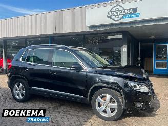 Voiture accidenté Volkswagen Tiguan 1.4 TSI R-Line Panorama Navigatie Leer Stoelverwarming 2014/1