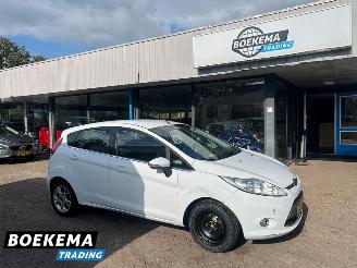 krockskadad bil auto Ford Fiesta 1.25 Titanium Cruise Clima 5-Deurs 2012/1