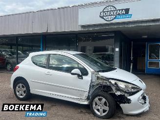 krockskadad bil auto Peugeot 207 1.4 VTi XS Pack Clima Elektrische Ramen 2009/3