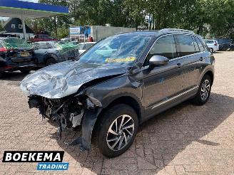 Volkswagen Tiguan 1.4 TSI 150PK ACT DSG Navi Clima ACC Stoelverw. Comfortline Business R picture 5