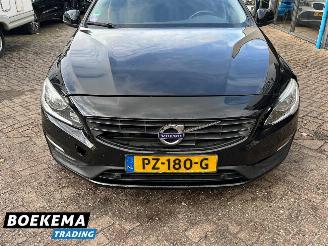 Volvo V-60 1.5 T3 Polar R-Design Automaat Navi Cruise Clima PDC picture 6