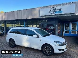 Auto incidentate Opel Astra 1.4 Cosmo Airco Navi Elektrische Ramen 2010/7
