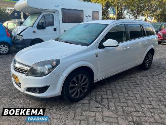 Opel Astra 1.4 Cosmo Airco Navi Elektrische Ramen picture 4