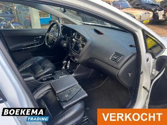 Kia Cee d cee'd 1.6 GDI Plus Pack Leer Navi Cruise Clima picture 19