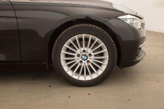 BMW 3-serie 320i Luxury Edition Automaat 60.598 km picture 22