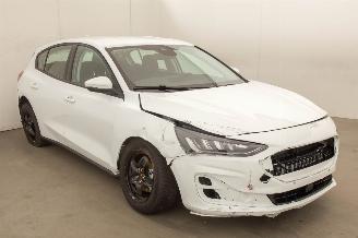 Ford Focus 1.0 Ecoboost Hybrid Connected 8.824 km picture 2