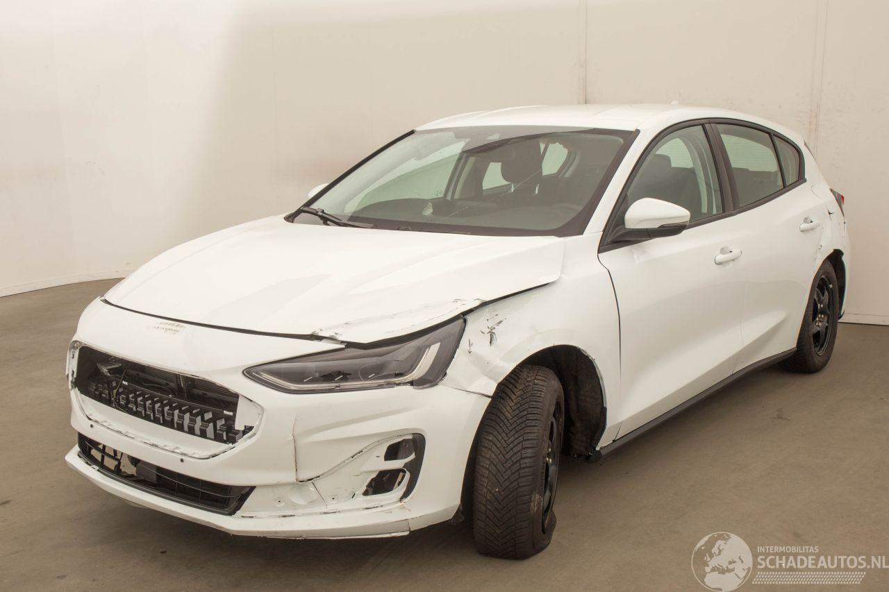 Ford Focus 1.0 Ecoboost Hybrid Connected 8.824 km