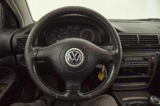 Volkswagen Passat 1.9 TDI Trendline Airco picture 9