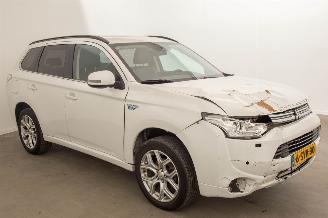 Mitsubishi Outlander 2.0 PHEV Instyle + Automaat picture 2