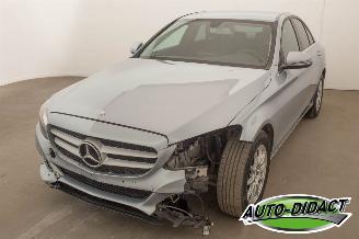 Vaurioauto  passenger cars Mercedes C-klasse 180D Airco Navi 2016/6
