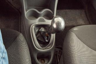 Toyota Aygo 1.0-12V Airco picture 10