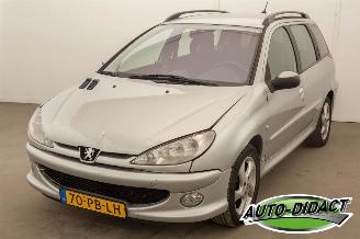 Auto incidentate Peugeot 206 SW 1.6-16V XS Airco 2004/4