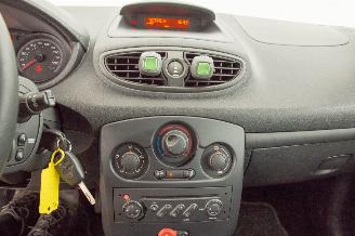 Renault Clio 1.2-16V Business Line Airco picture 7
