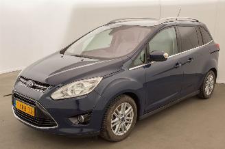 Damaged car Ford C-Max 1.0 7 persoons Clima Navi 2013/6